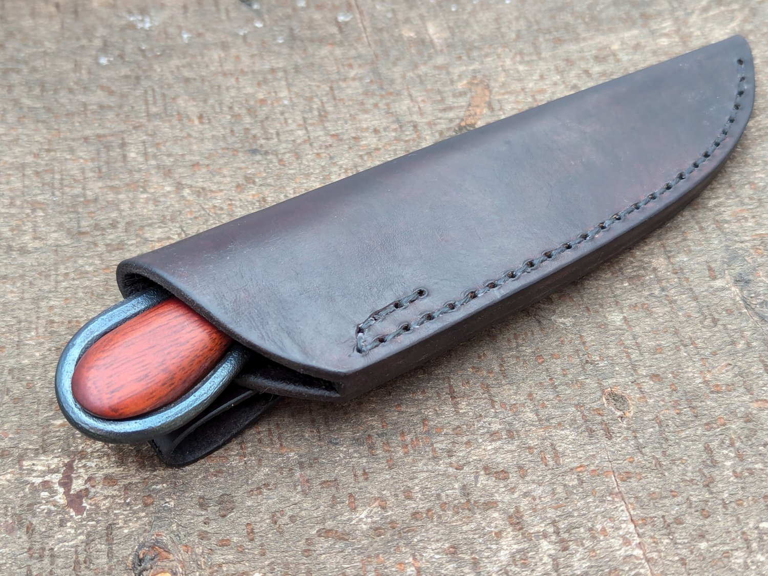 Image of Integral handle knife (w/cord wrapped wood insert)