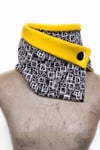 Cuello bufanda cubos amarillo