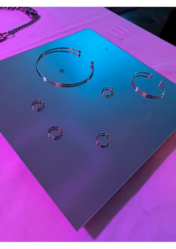 Image 3 of PIERCING CHOKER 