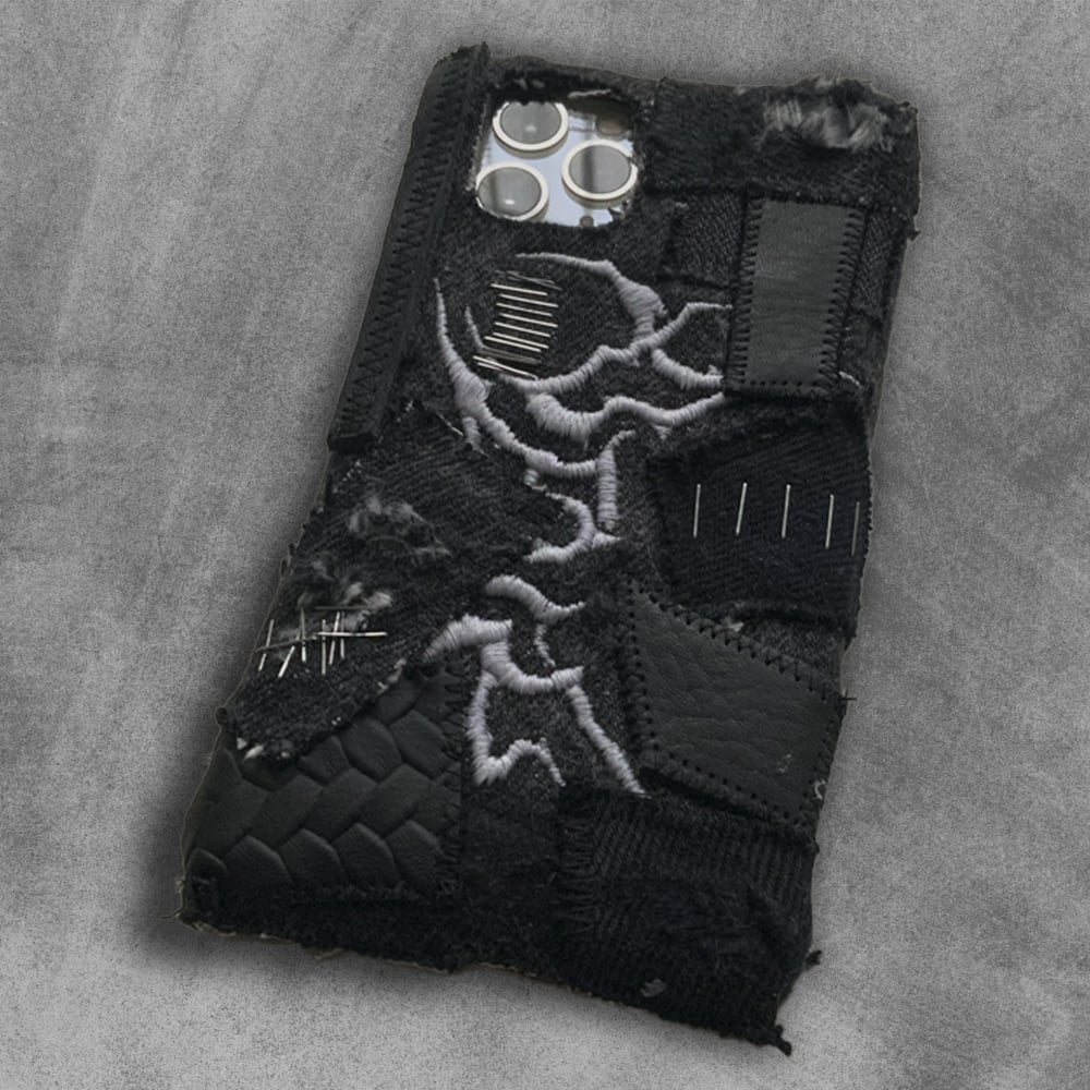 CUSTOM PHONECASE