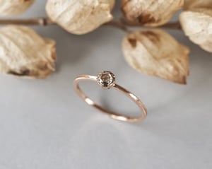 Image of 18ct Rose gold, Champagne colour Rose-cut diamond ring (LON213)