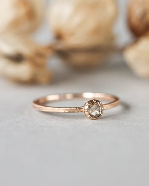 Image of 18ct Rose gold, Champagne colour Rose-cut diamond ring (LON213)