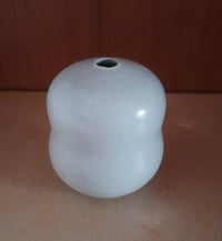 Image 2 of Curvy bud vase 1
