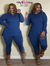Navy Long Sleeve Set (1x-3x)