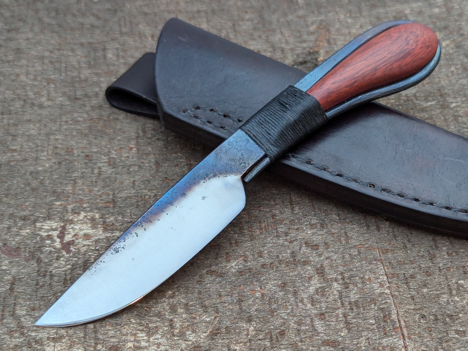 Image of Integral handle, wrapped wood insert 