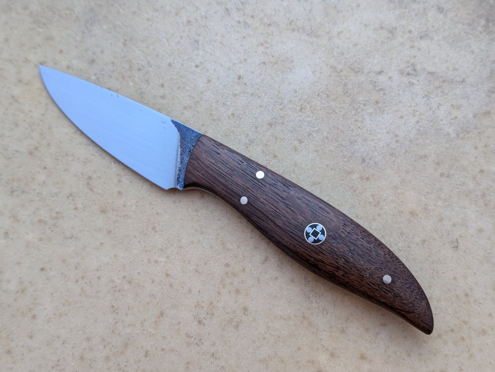 Image of Full-tang bushcraft with mosaic pin and ferro rod