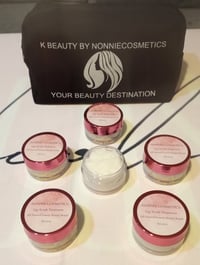 Coconutnilla Lip Scrubs 