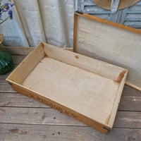 Image 4 of ANCIENNE GRANDE BOITE ANNEES 1920