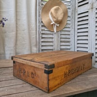 Image 3 of ANCIENNE GRANDE BOITE ANNEES 1920