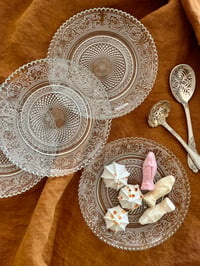 Image 1 of Les assiettes rosaces