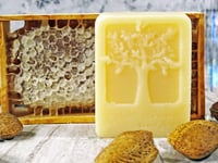 Image 5 of Hair Solid Conditioner Bar ”Honey, Almond & Milk", 110 g
