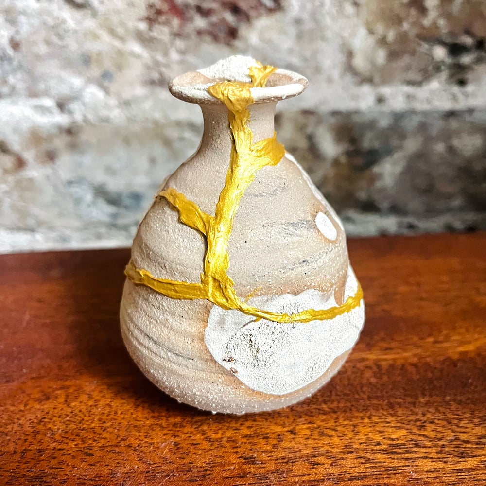 Image of Kintsugi Repaired Vase