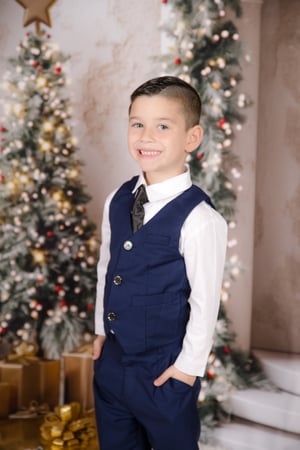 Image of 11/9/25: Christmas 20 - SANTA IN TRADITIONAL SUIT