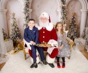 Image of 11/9/25: Christmas 20 - SANTA IN TRADITIONAL SUIT