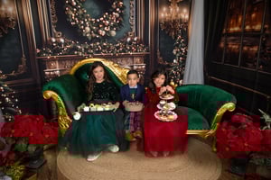 Image of 12/14/25: Christmas 24 Set (Family Sessions - NO SANTA)