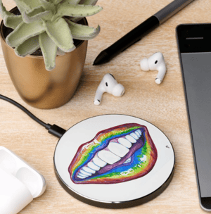 Image of Lips Of Praise Wireless Charger