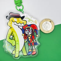 Image 3 of Pomni & Gumigoo Glitter Epoxy Charm 3" Keychain - Amazing Digital Circus