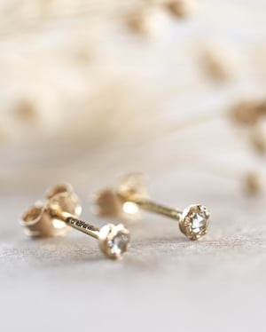 Image of 18ct Gold, 2mm Rose-Cut Diamond Stud Earrings