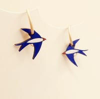 Image 1 of Pendientes Navy Blue Swallow