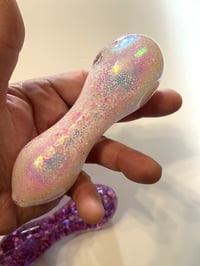 Image 4 of Enchanting UV Reactive Butterfly Glass Pipe: Color-Changing Glitter Smoking Bowl for Barbie Lovers