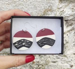 Image of Maroon/ Black Wave Earrings