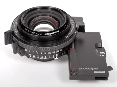 Image of Schneider Symmar S MC 135mm F5.6 lens in Prontor Pro #S01 shutter #5449 *Linhof*