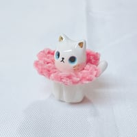 Image 2 of B graded with discount price crochet flower white cat ceramic figurine