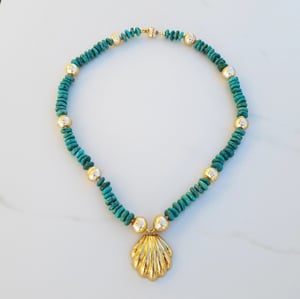 Vintage Gold Shell, Turquoise, & Gold Pearl Necklace