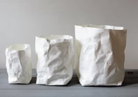 Image 2 of Washable paper baskets in Grey, Black and White
