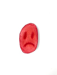 Image 1 of Magnet Smiley Red