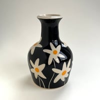 Image 2 of Daisy vase