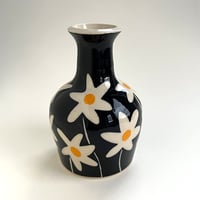 Image 4 of Daisy vase