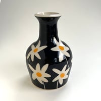 Image 3 of Daisy vase