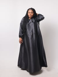 Image 5 of QUEEN  DRESS (BLACK)