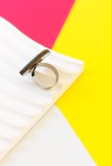 Anillo ojo fucsia