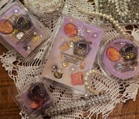Image 1 of Cashmere Grace- An Exculsive Rockytop Wax Works custom blend fragrance 