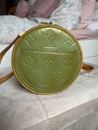 Image 8 of Louis Vuitton Bedford Green Vernis Leather Bag