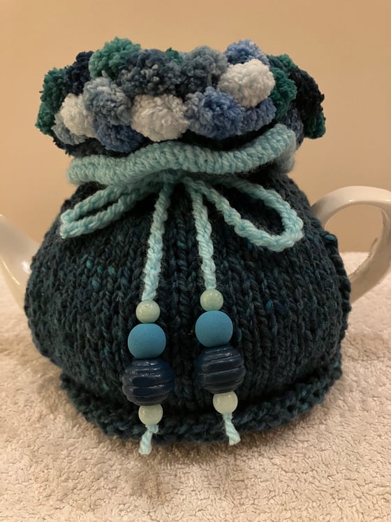 Image of small DEEP TURQUOISE Go On! tea cosie