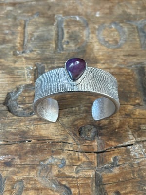 Image of Sugilite Cuttlebone Bracelet