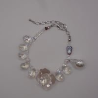 Image 3 of Flower Droplet Bracelet 
