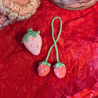 Image 3 of Fraises délicates