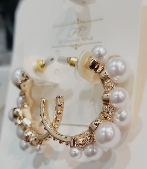 Image of Pearl Hoop Earrings 