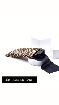 Image 1 of LÉO GLASSES CASE 
