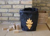 Image 3 of Golden oak leaf design washable paper baskets