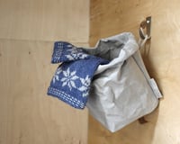 Image 3 of Hanging baskets from washable paper