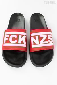Image 3 of True Rebel Badelatschen FCK NZS | 2 Colours