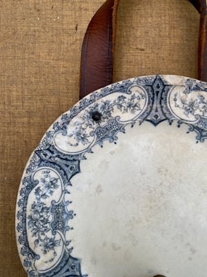 Image of dutch style hanging plate collection - no. 01