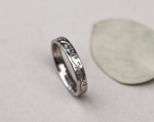 Image of  18ct White gold  3mm flat court 'Snowdrop' engraved ring.