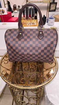 Image 1 of Brown Checkered Speedy 30'