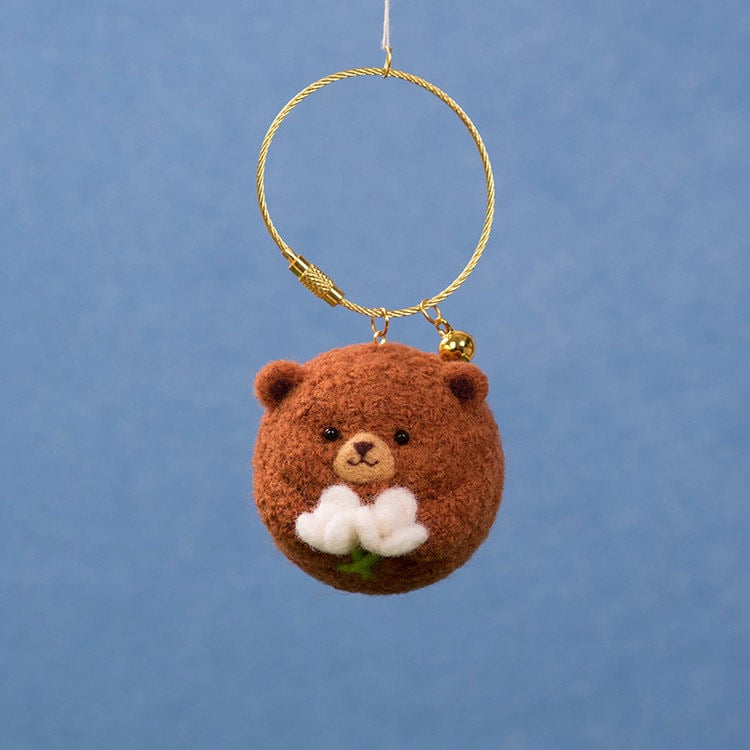 Image of WIlly the Bear, DIY Needle Felting Kit 